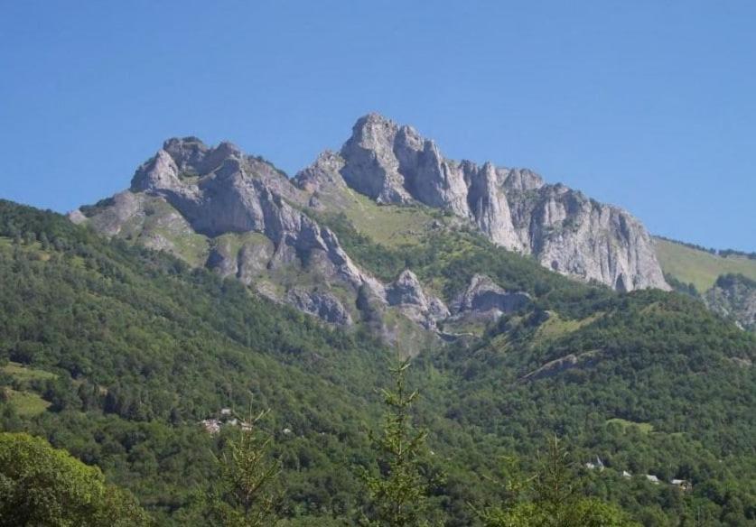 Maison De Village Au Pied Des Pyrenees Marignac  Dış mekan fotoğraf